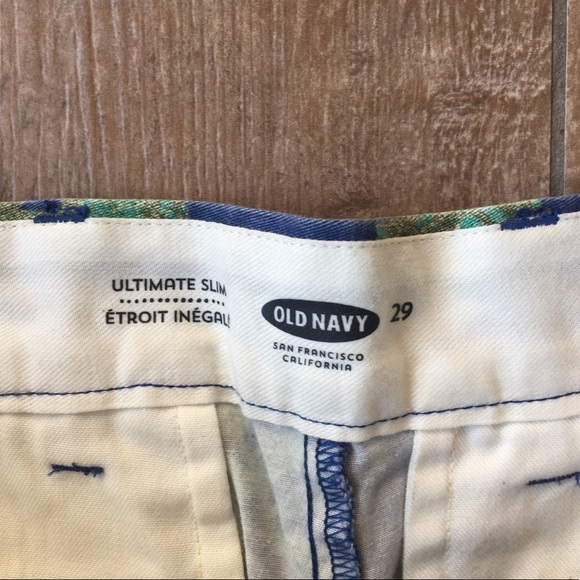 SOLD    Old Navy 🌿 Tropical Ultimate Slim Shorts - Picture 5 of 8